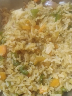 मिक्स वेजिटेबल राइस(mix vegetable rice recipe in hindi) रेसिपी मुख्य फोटो