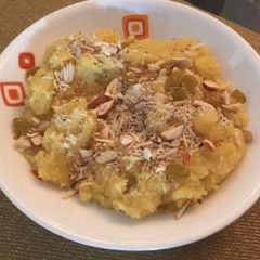 A picture of Sooji ka Halwa.