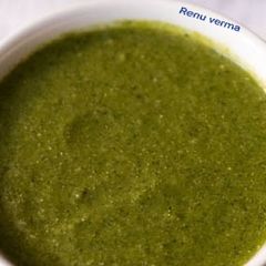 A picture of Bathua ki chutney.
