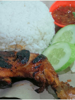 Foto resep Ayam Bakar Sambal Trasi #5resepterbaruku
