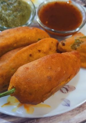 A picture of Stuffed Mirchi Bhajia.