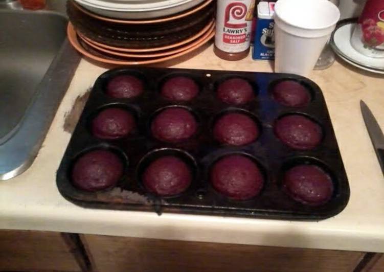 Step-by-Step Guide to Make Homemade Red Velvet CupCakes