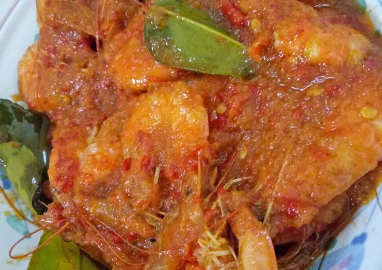 Cara Gampang Menyiapkan Udang Saus Padang, Menggugah Selera
