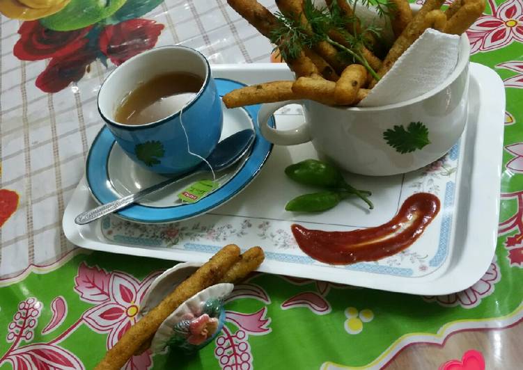 Crispy potato fingers with green tea