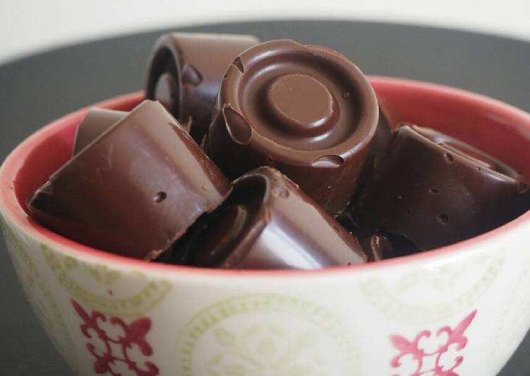 https://img-global.cpcdn.com/recipes/1790c2152be615e0/751x532cq70/chocolats-maison-photo-principale-de-la-recette.jpg https://img-global.cpcdn.com/recipes/1790c2152be615e0/751x532cq70/chocolats-maison-photo-principale-de-la-recette.jpg