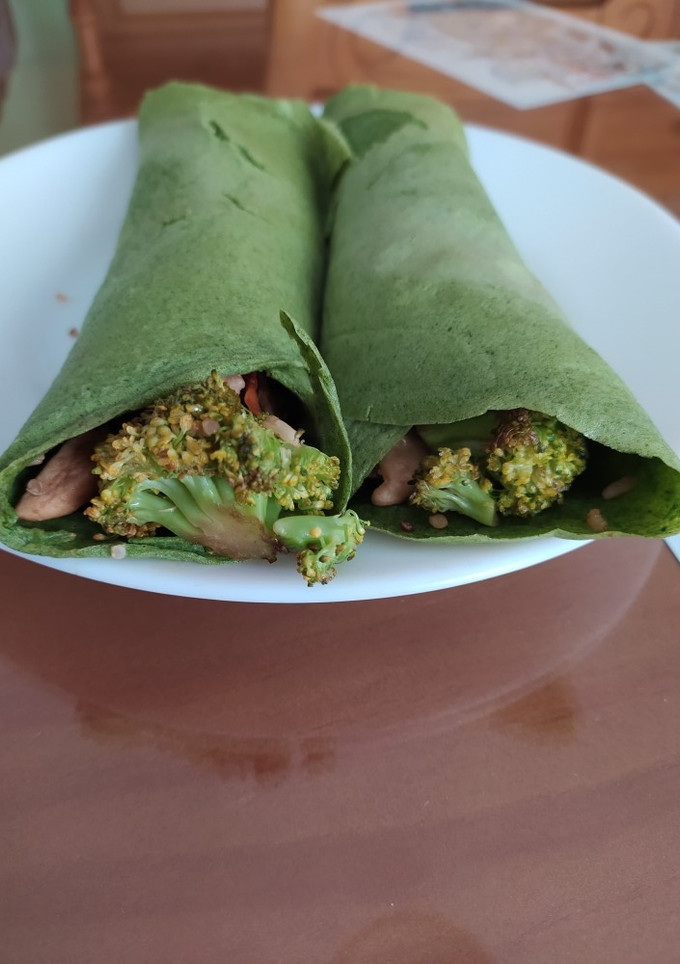 Una foto de Wraps de espinacas oriental