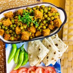 Soya chunks & green peas masala curry (vegan soya chunks& mutter masala) A picture of Soya chunks & green peas masala curry (vegan soya chunks& mutter masala).