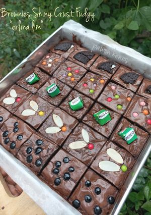 Foto resep Brownies Shiny crust Fudgy "erlina lim"