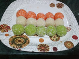 कोकोनट तिरंगा लड्डू (Coconut Tiranga Laddu recipe in Hindi)