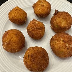 A picture of Potato Croquettes.