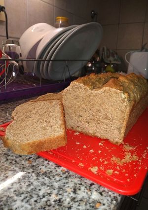 Una foto de Pan de molde integral