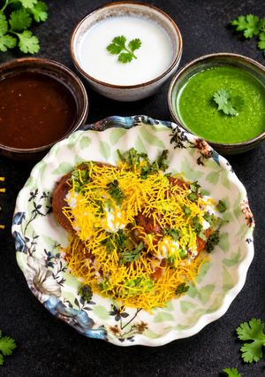 काला चना आलू टिक्की चाट रेसिपी मुख्य फोटो