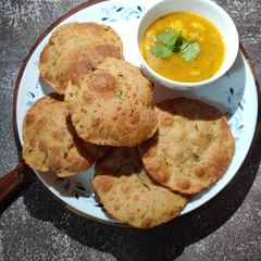 Urad dal puri A picture of Urad dal puri.