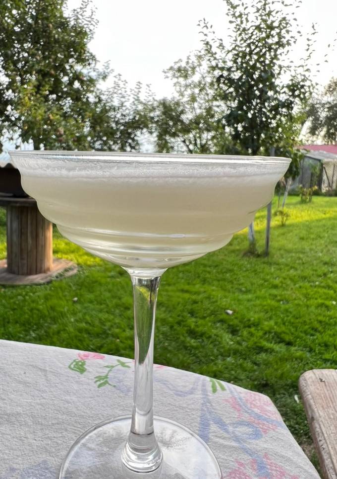 Коктейль "White lady"