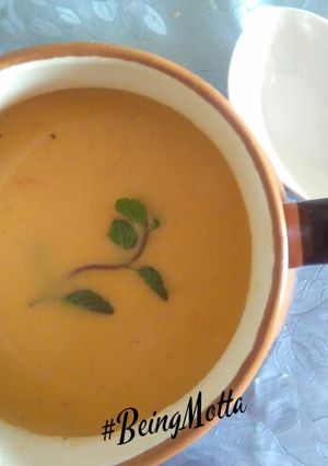 A picture of Mixed vegetables barley soup.
