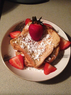 A picture of Fluffy French Toast.