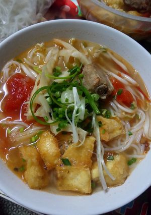 Hình của món Bún sườn.