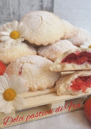 Foto di Biscotti cuor di fragola gluten free