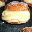 Ricas bombas rellenas con crema pastelera de naranja