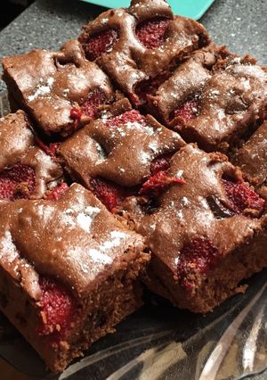 Csokis-epres süti 🍪 recept fotója