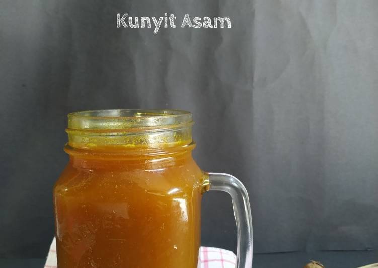 Resep Kunyit Asam (Enak, Seger, mirip Ki**nt*), Menggugah Selera