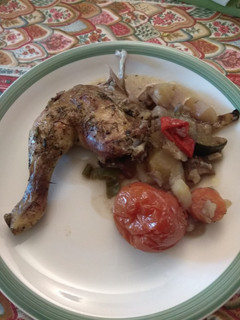 Una foto de Pollo con verduras a la cazuela