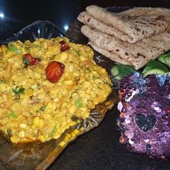 A picture of Bhoni char(4) mix daal.