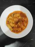 Rigatone com atum