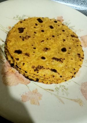 A picture of Thepla Rice Paratha.