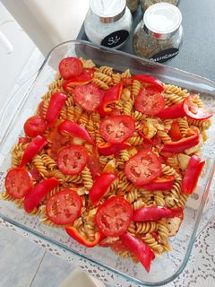 Paradicsomos tészta sütőben 🍅 recept fotója