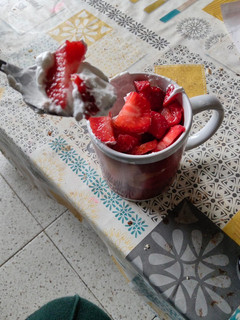 Una foto de Fresas con nata receta fácil