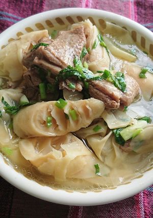 Hình của món Vịt xáo măng.