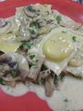 Sorrentinos con salsa de hongos