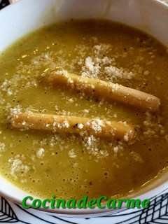 Una foto de Crema de champiñones casera