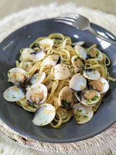 Una foto de Tallarines alle vongole