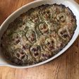 Gratin « skull » au cresson, fanes de radis, haricots blancs, herbes et épices