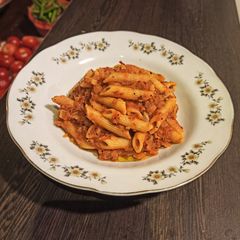A picture of Penne Arrabbiata (Pasta with Red Sauce).
