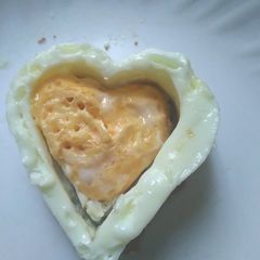 A picture of Heart eggs.