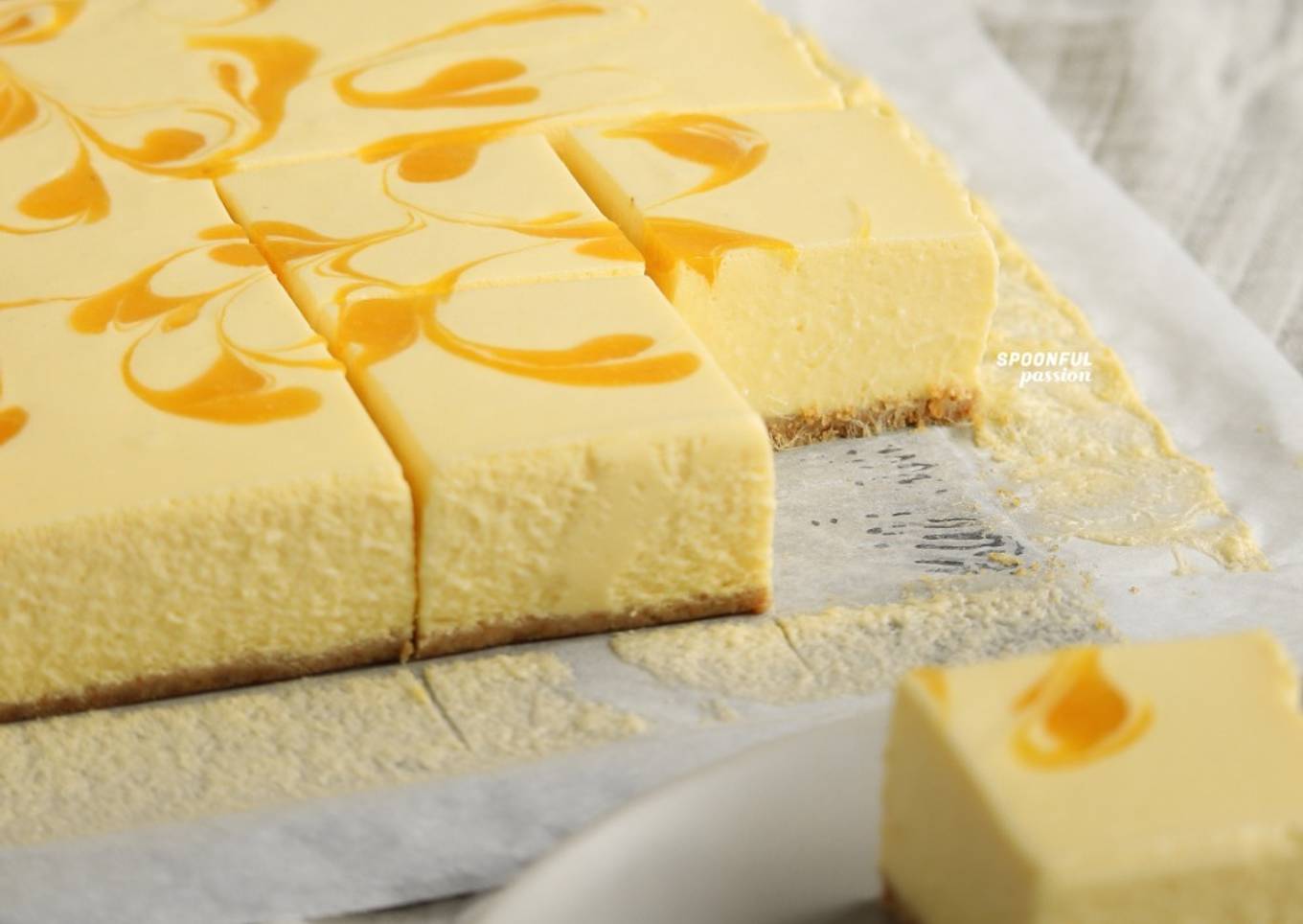 No-Bake Mango Cheesecake Bar