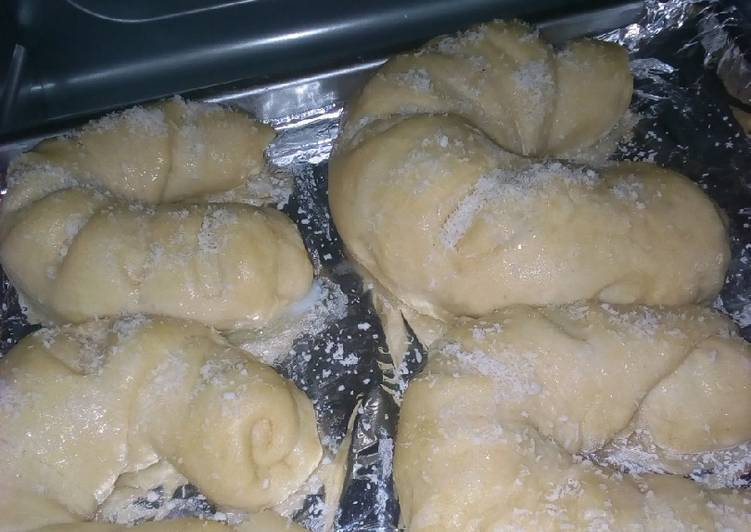 Steps to Prepare Super Quick Homemade Bread with coconut