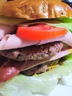 Una foto de Whopper mixto👍🇵🇪