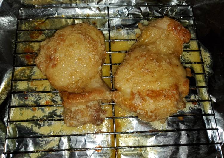 Garlic Parmesan Chicken Thighs Garlic Parmesan Chicken Thighs