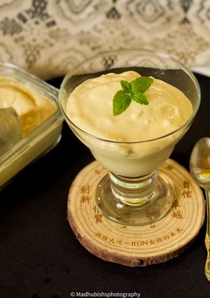 A picture of Custard Powder Soft Ice cream.