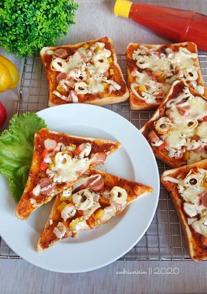 Foto resep Roti Pizza Seafood