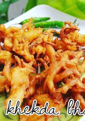 A picture of Maharashtrian Kanda Bhaji (Khekda Bhaji).