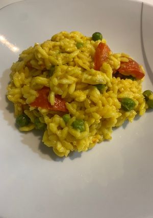 Una foto de Risotto al curry vegano