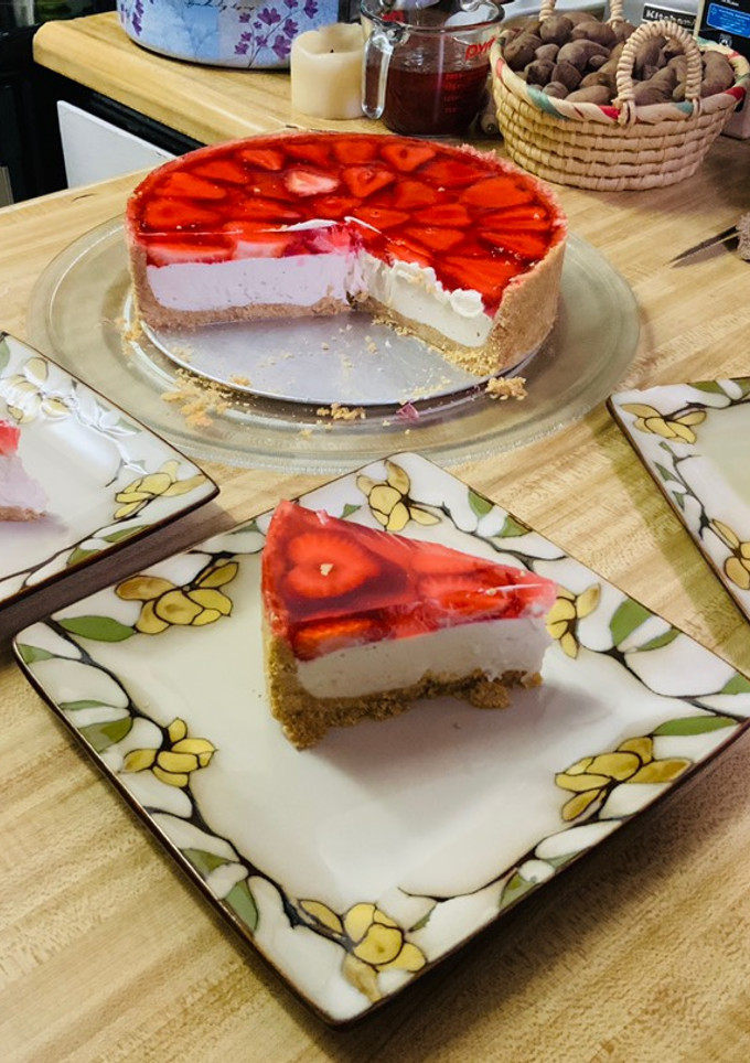 Una foto de Pay Frío de Queso con Fresas