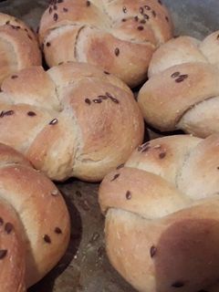 Graham kovászos császárzsemle🥰 recept fotója