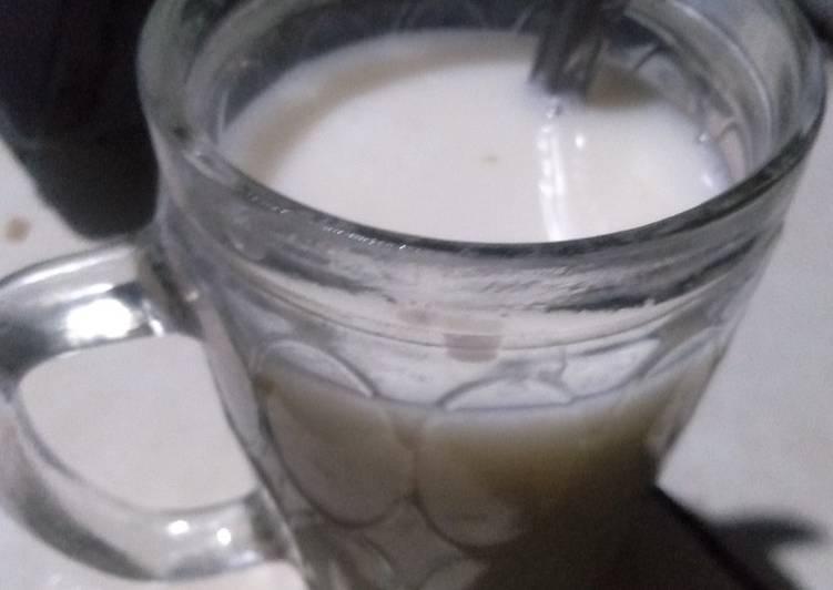 Langkah Mudah untuk Menyiapkan Wedang susu jahe🥛 yang Menggugah Selera