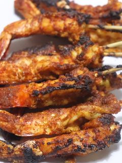 তন্দুরি চিংড়ি টিক্কা (তন্দুরি ঝিংগা)(tandoori chingri tikka recipe in Bengali) রেসিপির প্রধান ছবি